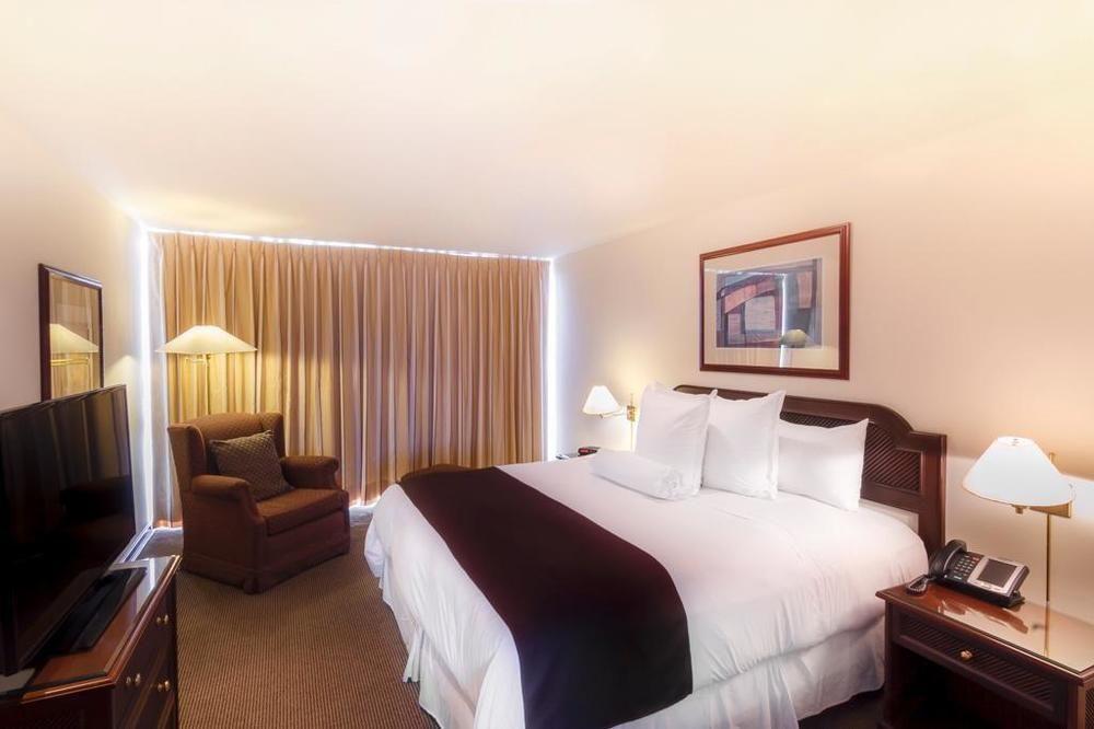 Thunderbird Hotel Fiesta & Casino 利马 外观 照片